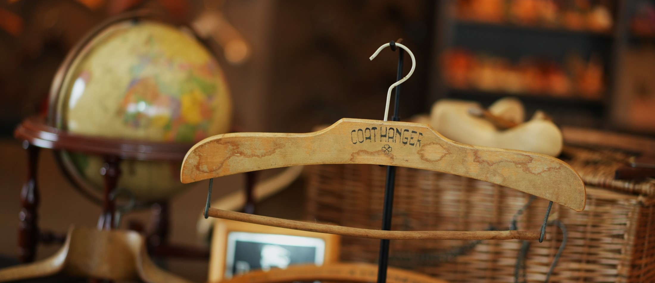 SET-02 / Men's Shirt Hangers (5 pieces) / Smoked Brown