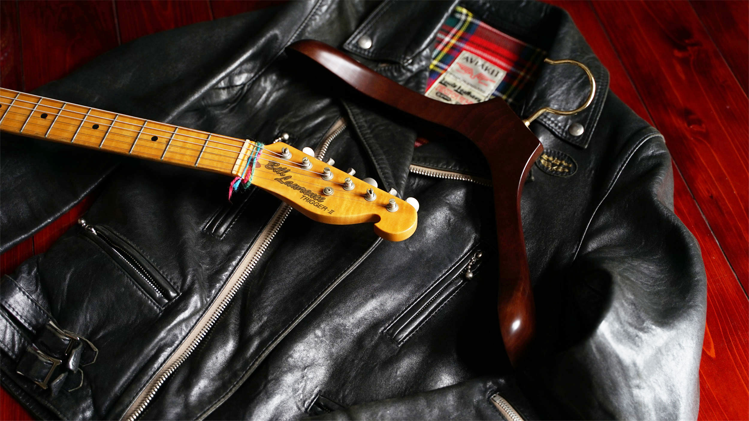 【ケンユー♪】ハンガー掛【ブラックレザー】 Leathers Day2023 | 特集 | NAKATA HANGER